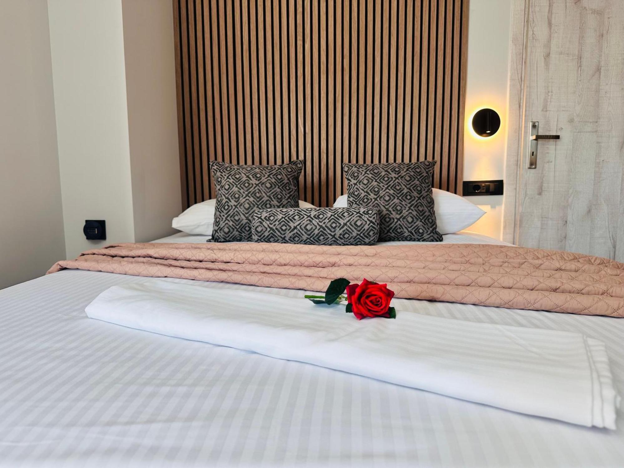 Moon Boutique Hotel لاغاناس المظهر الخارجي الصورة