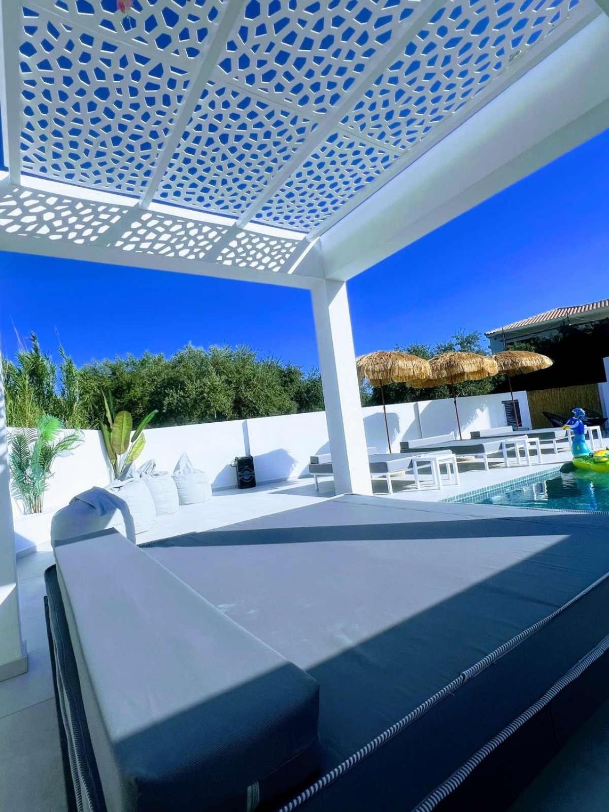 Moon Boutique Hotel لاغاناس المظهر الخارجي الصورة