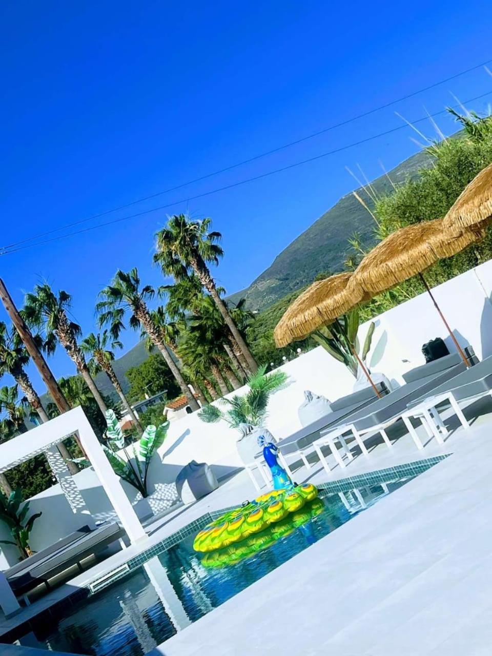 Moon Boutique Hotel لاغاناس المظهر الخارجي الصورة